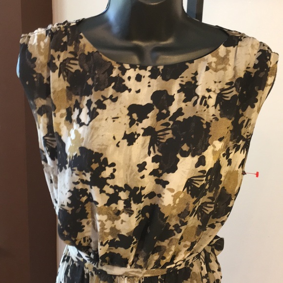 NWT VINCE CAMUTO WOMEN’S SLEEVELESS DRESS - Picture 3 of 8